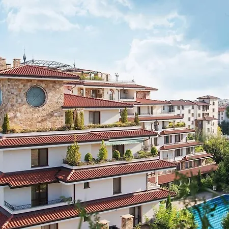 эстебан с 2 спальнями 内塞伯尔