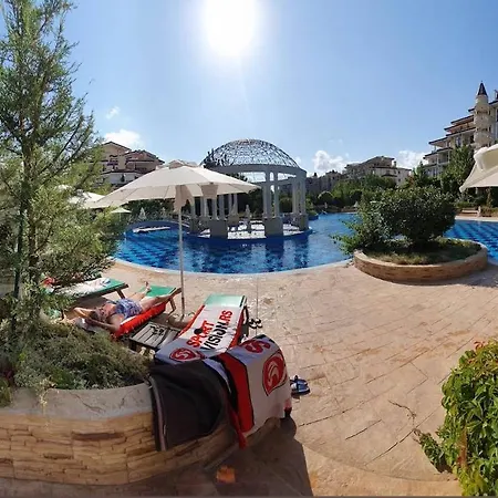 эстебан с 2 спальнями *